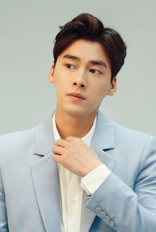 圈内爆料李易峰,揭秘明星背后的故事