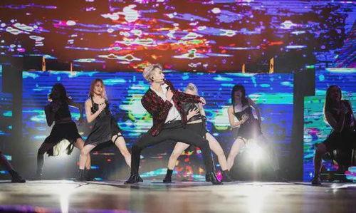 张艺兴欧阳娜娜圈内爆料,幕后故事大曝光